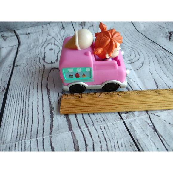 COCOMELON Ice Cream Truck Pink Wheeling Mini Figure Girl Vehicle Toy Truck Q - Picture 2 of 8